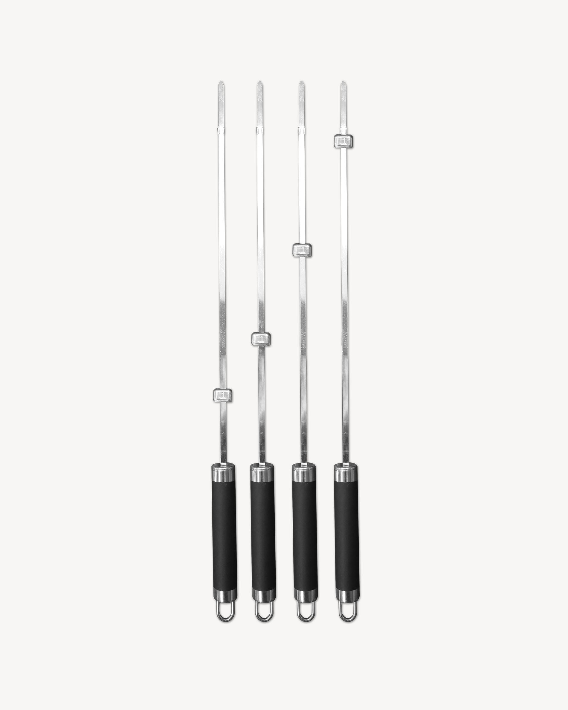 Quatre piques à brochettes