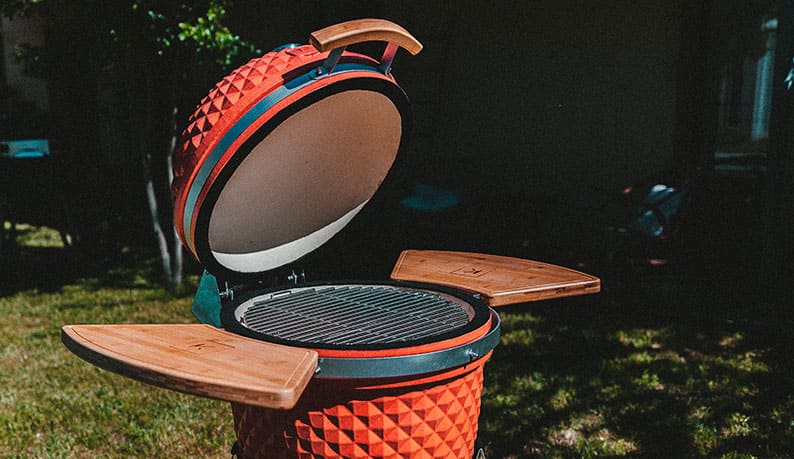 Kamado Kokko rouge ouvert