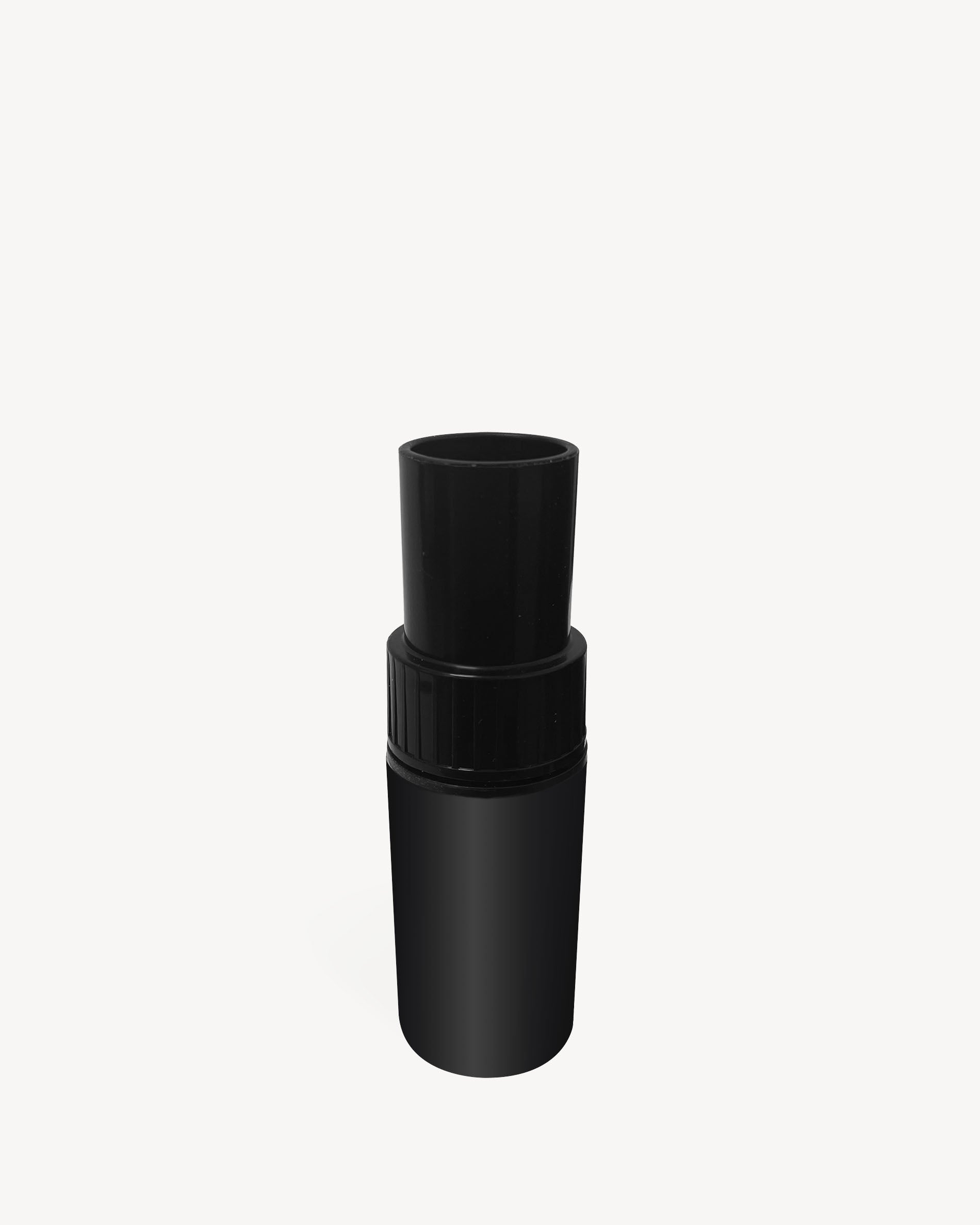 Stylo de retouche peinture pour réparer la céramique d’un kamado Kokko.